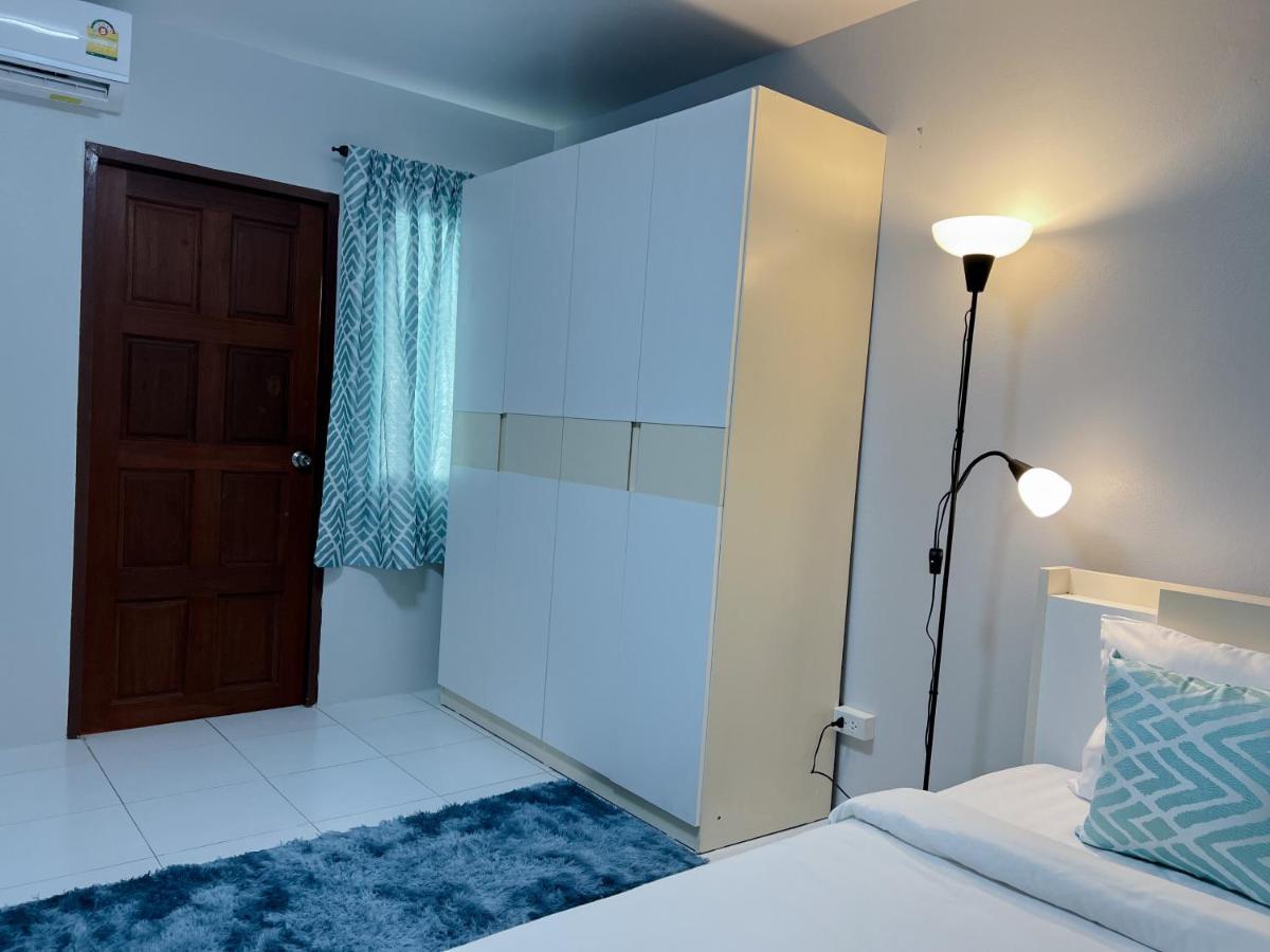 The 4 Blocks At Kata Noi Hotel Exterior photo